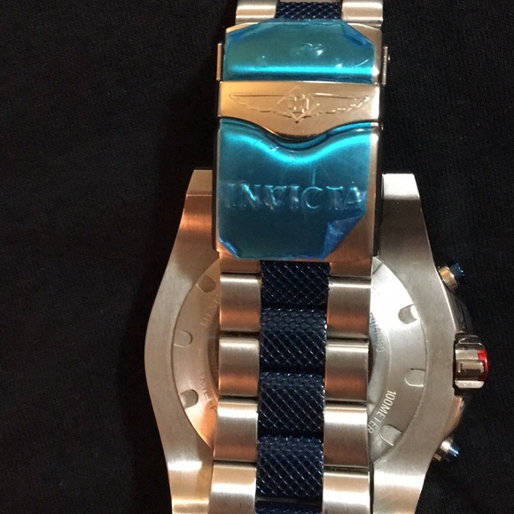 Invicta Marvel Captain America Bolt Viper.